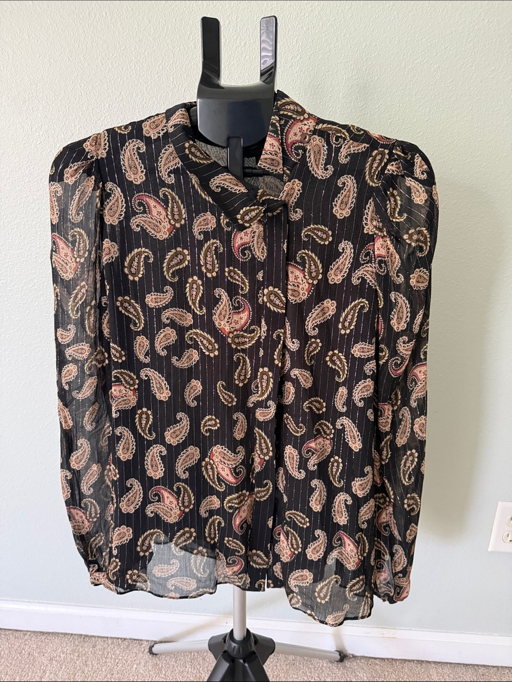 Massimo Dutti Black Paisley Blouse with Metallic Pinstripes Long Sleeves Sz 8 - Picture 2 of 10